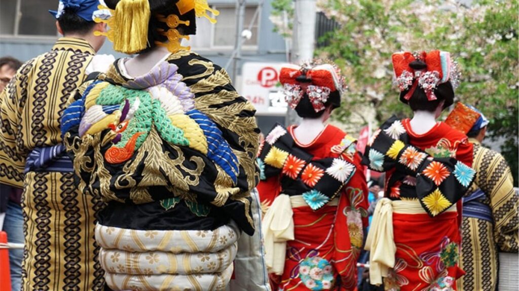 Trải Nghiệm Văn Hóa Kyoto: Trà Đạo, Kimono, Gion Và Đền Chùa 2 Các trải nghiệm văn hóa Kyoto gồm trà đạo, kimono, Gion, đền chùa và workshop