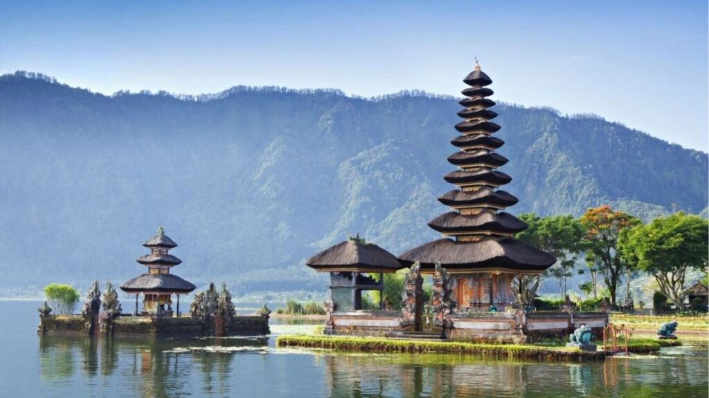 Chi phí Bali 5 ngày 4 đêm gồm vé máy bay, khách sạn, di chuyển, ăn uống và tour đảo