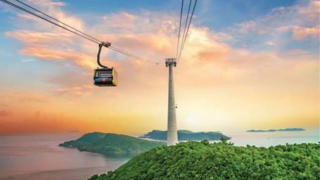 Lịch trình Nam đảo Phú Quốc gồm Bãi Sao, Bãi Khem, Hòn Thơm và Sunset Town