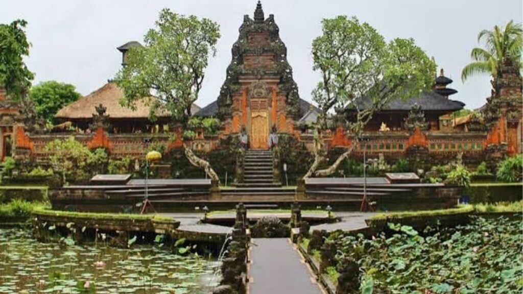 Lịch trình Ubud một ngày gồm Tegallalang, đền, thác nước và Ubud Center