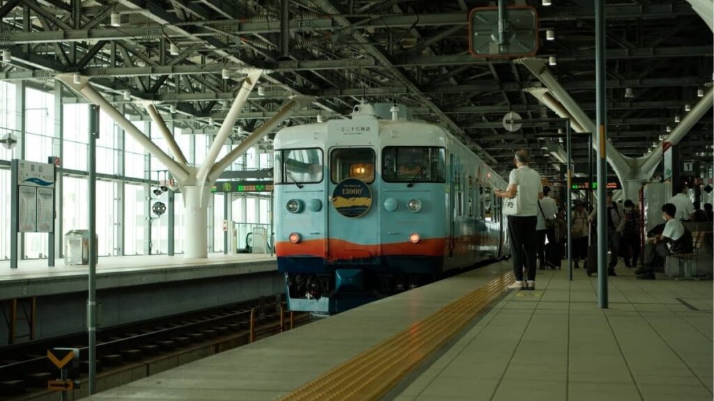 So sánh JR, Hankyu, Keihan và Shinkansen từ Osaka đi Kyoto