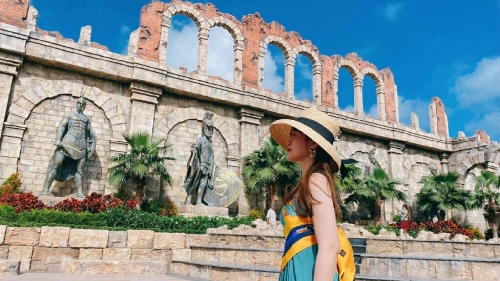 Di Chuyển Ở Phú Quốc: Xe Máy, Taxi, Xe Buýt Hay Thuê Ô Tô? 8 So sánh tour ghép và tự di chuyển ở Phú Quốc