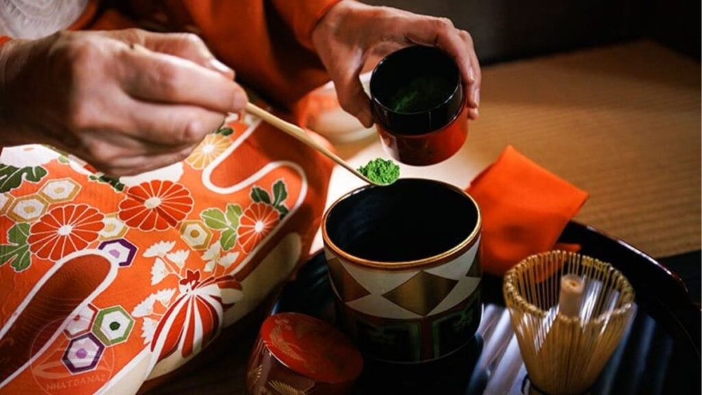 Trải Nghiệm Văn Hóa Kyoto: Trà Đạo, Kimono, Gion Và Đền Chùa 3 Trải nghiệm trà đạo Kyoto với matcha, wagashi và phòng trà truyền thống