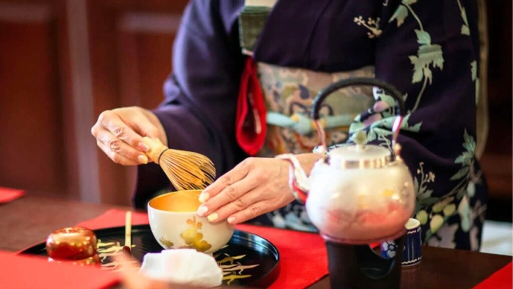 Trải Nghiệm Văn Hóa Kyoto: Trà Đạo, Kimono, Gion Và Đền Chùa 1 Trải nghiệm văn hóa Kyoto với trà đạo, kimono, Gion và đền chùa