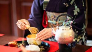 Trải nghiệm văn hóa Kyoto với trà đạo, kimono, Gion và đền chùa